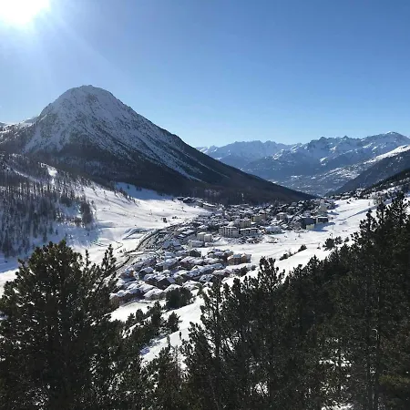 Cosy, 100m Des Pistes Et Commerces, 4 Pers, 30m², Parking, Balcon Plein Sud - Fr-1-445-202 *